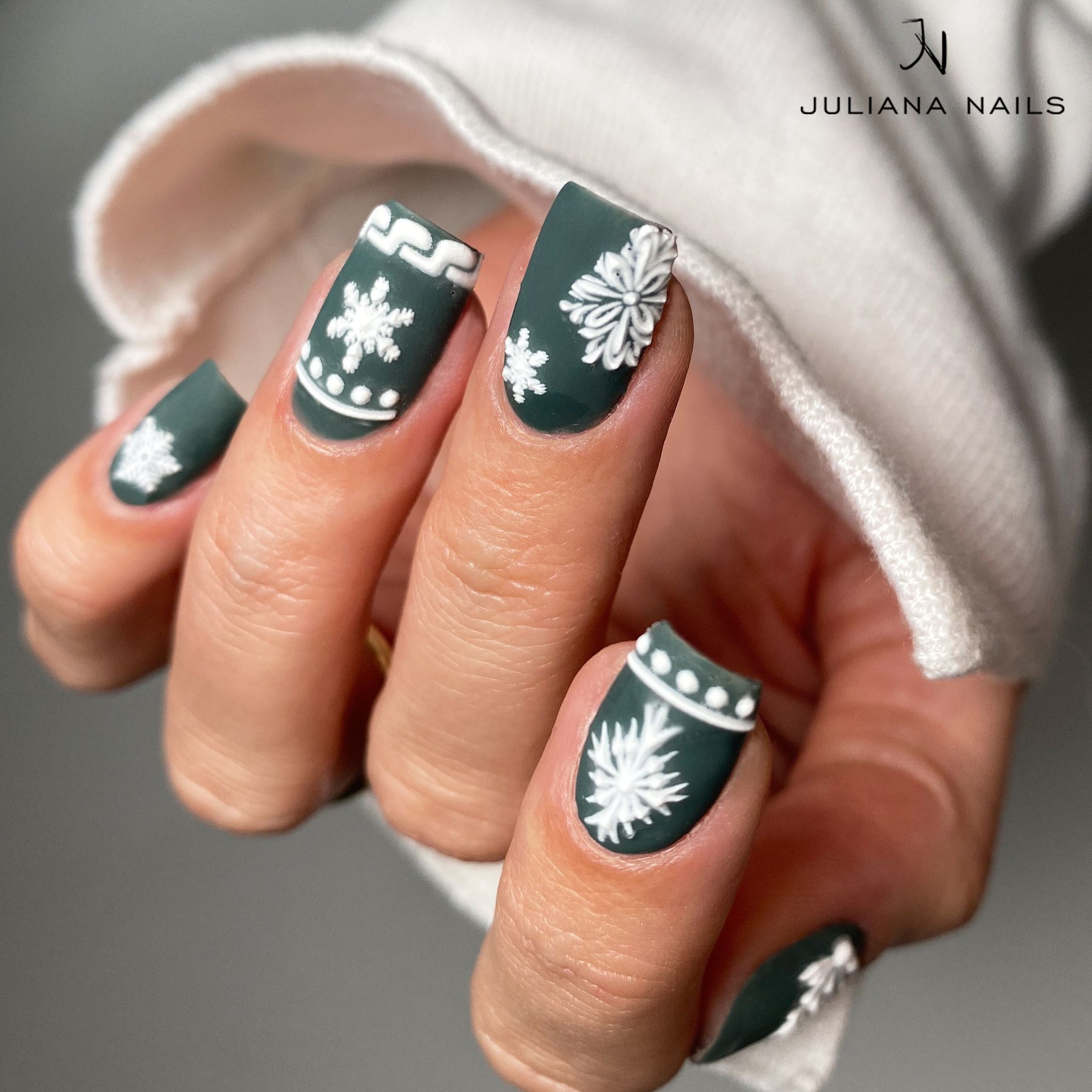 5D Nail Sticker – Winter Wonderland