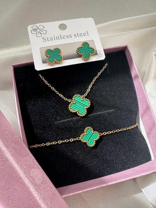 Set  Clover
