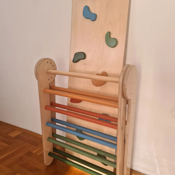 MONTESSORI PIKLER s toboganom i hvatištima / eko lak, u boji
