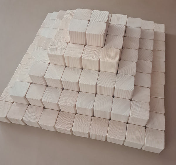 STEPPED PYRAMID / natur, large