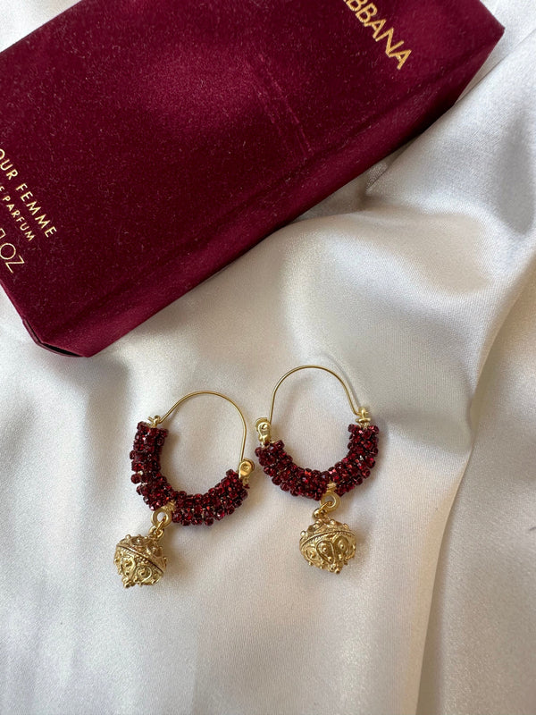 Burgundy Aura