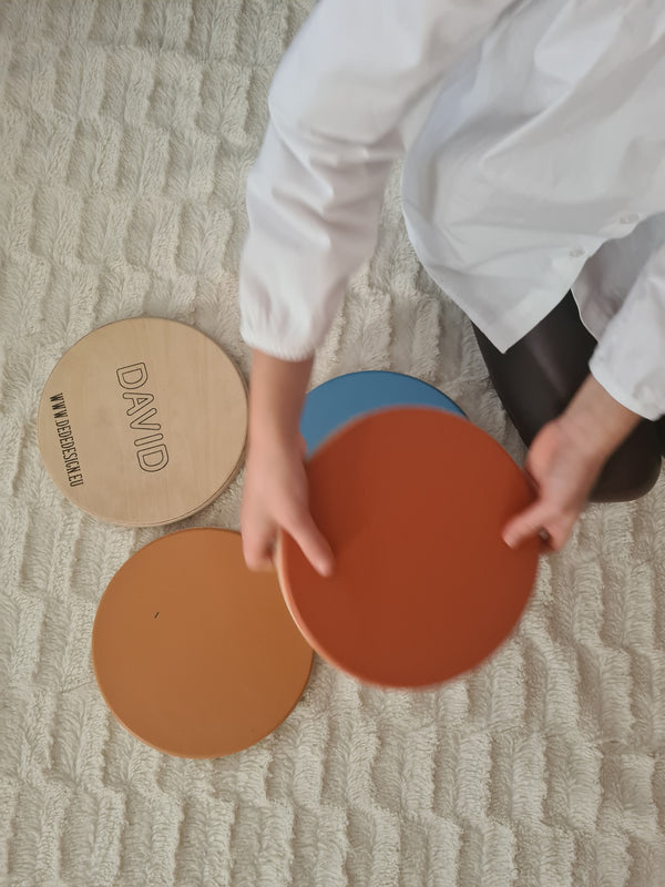 MONTESSORI STEPPING STONES