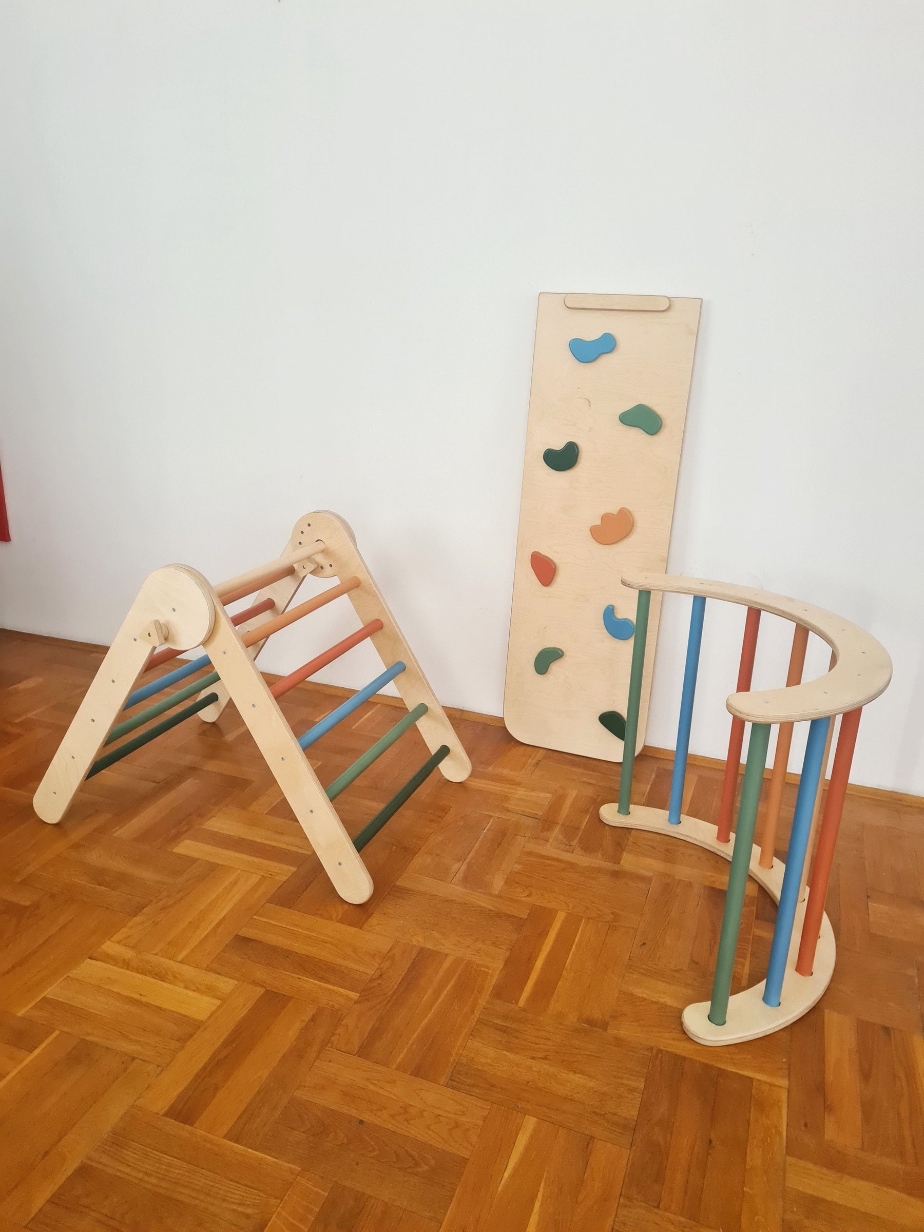 MONTESSORI PIKLER SET 3U1 / u boji, trokut, tobogan - hvatišta i luk arch