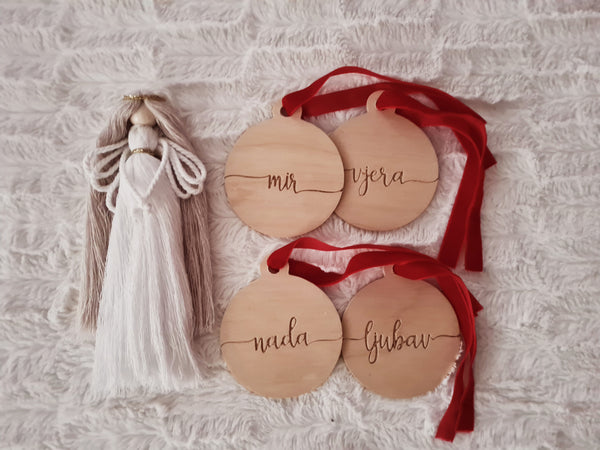 Set Anđelica + 4 kuglice