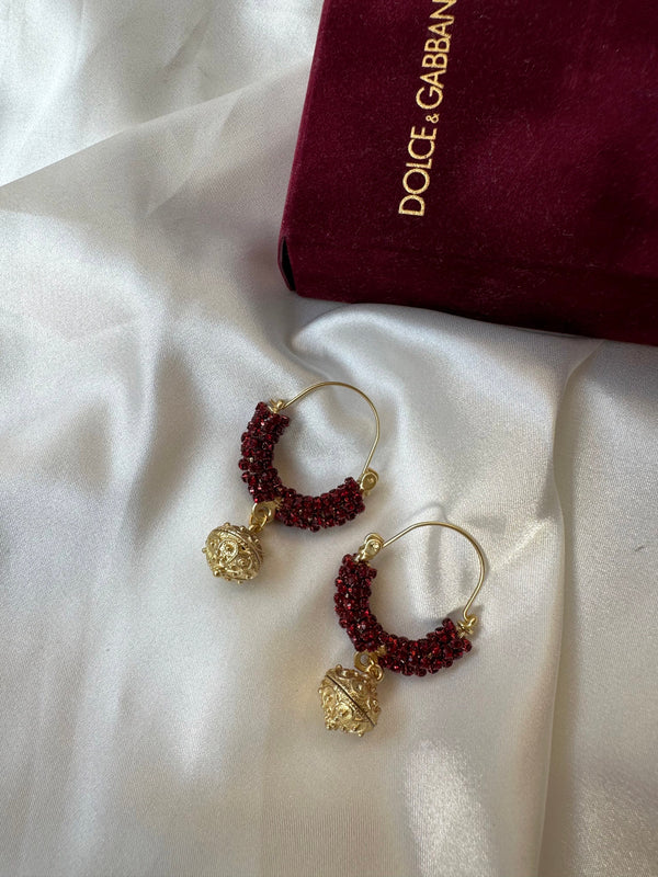 Burgundy Aura