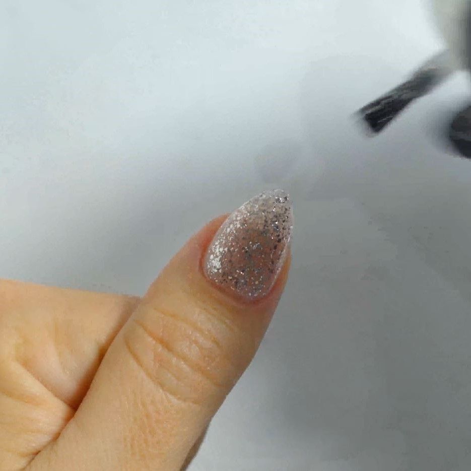 Gel lak Effect Finish – Silver Flakes