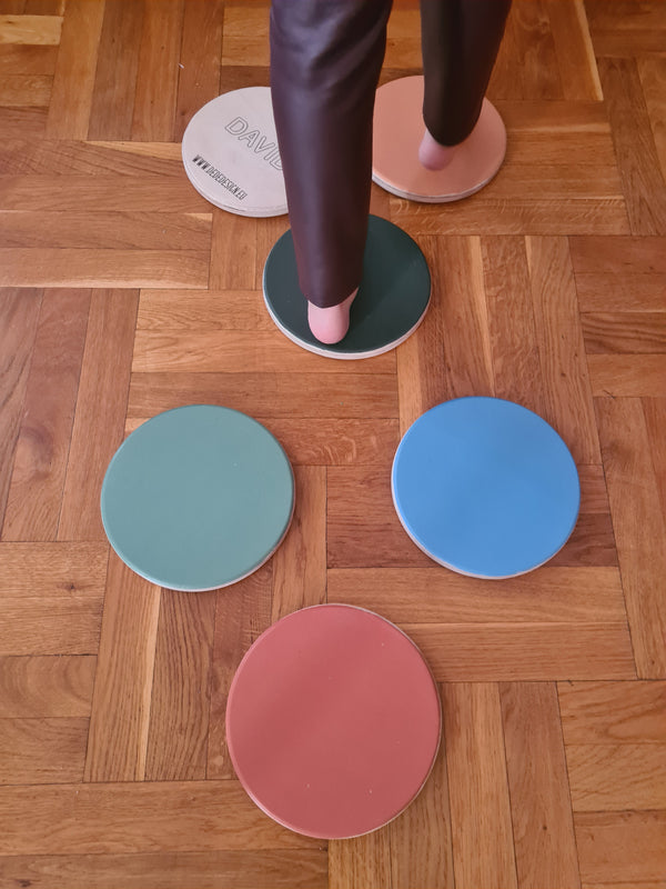 MONTESSORI STEPPING STONES